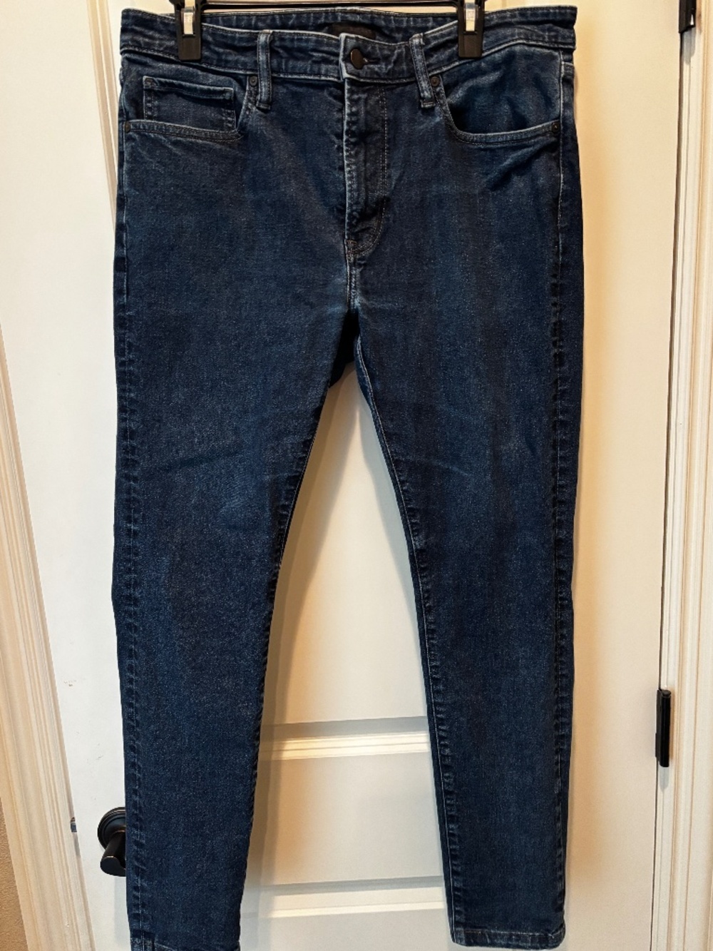 UNIQLO Men’s Denim Skinny Tapered Ultra Stretch Jeans 34x30